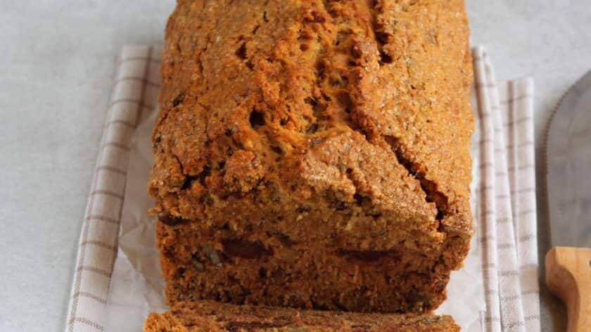 Delia Smith Date And Walnut Cake