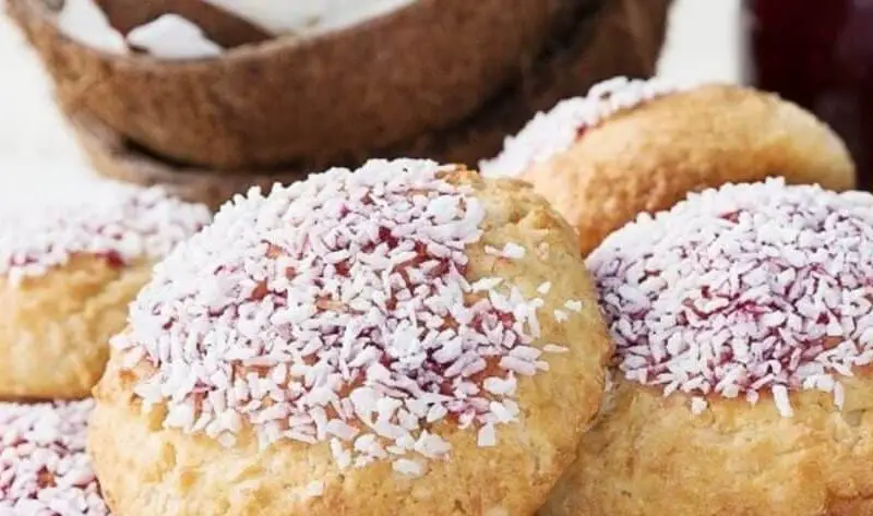 Mary Berry Coconut Buns