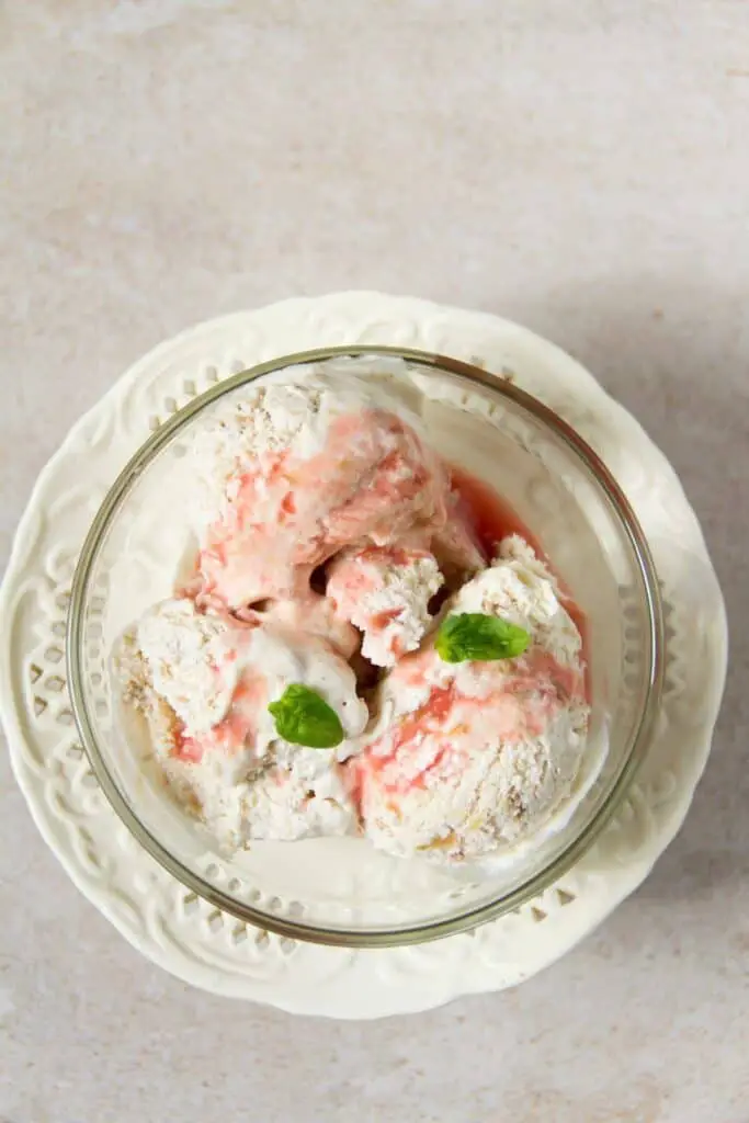 Nigella Rhubarb Ice Cream