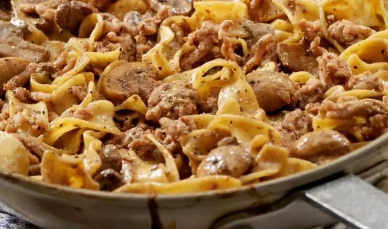 Hairy Bikers Beef Stroganoff Recipe