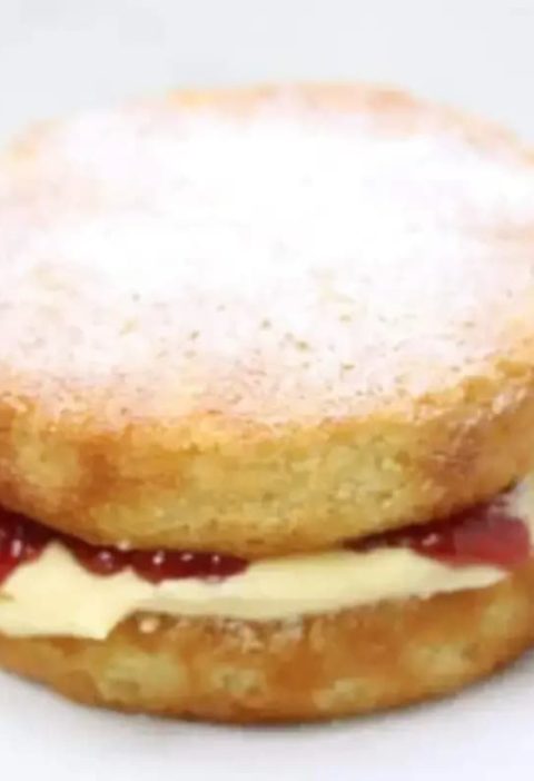 Mary Berry All-In-One Victoria Sponge Cake