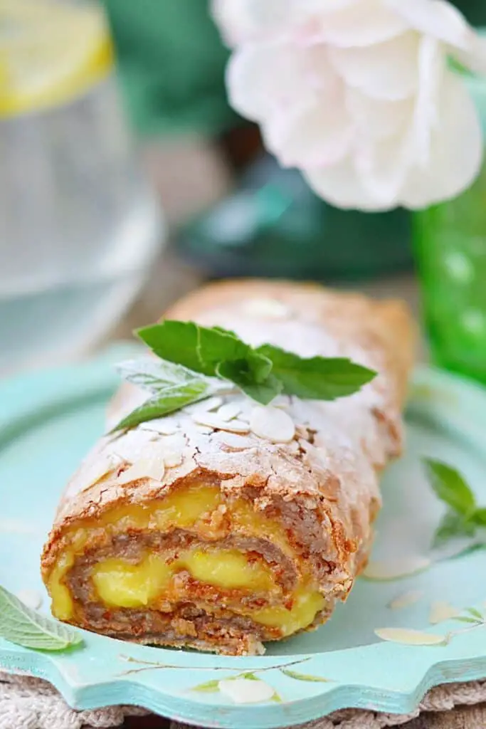 Mary Berry Lemon Roulade