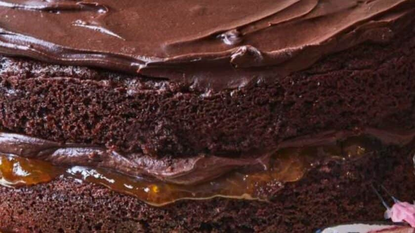 Mary Berry Fudge Chocolate Cake