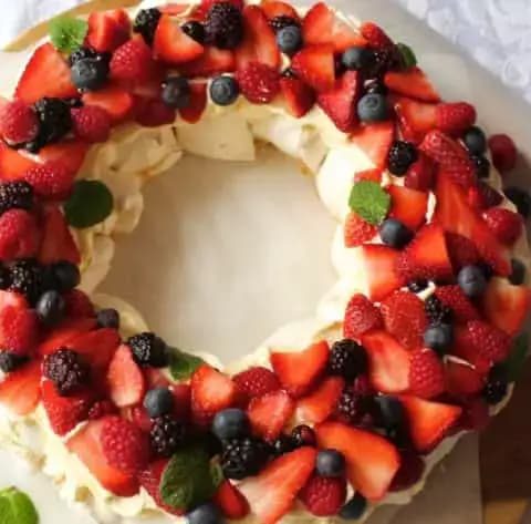 Mary Berry Pavlova Wreath