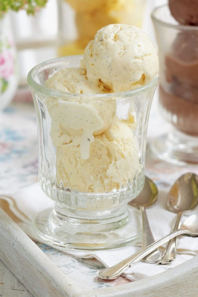 Mary Berry Vanilla Ice Cream